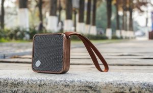 Mi Square Pocket Bluetooth Speaker - Amercian Walnut