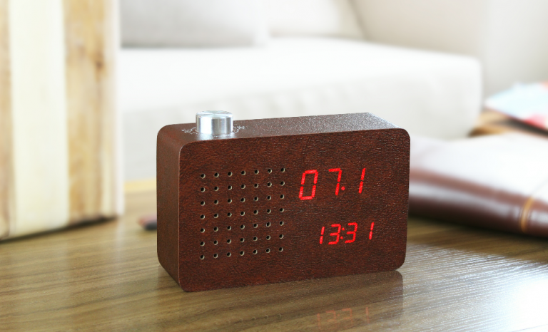 Radio Click Clock
