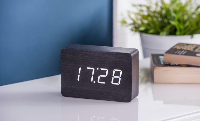 Brick Click Clock