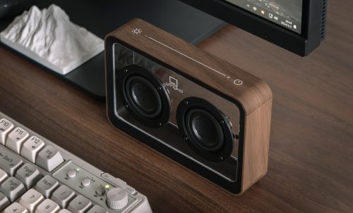Mage See-Through Bluetooth Speaker
